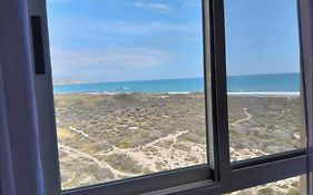 1ª linea del mar 2 habitaciones 2 baños, parking subterraneo incluido, mascotas